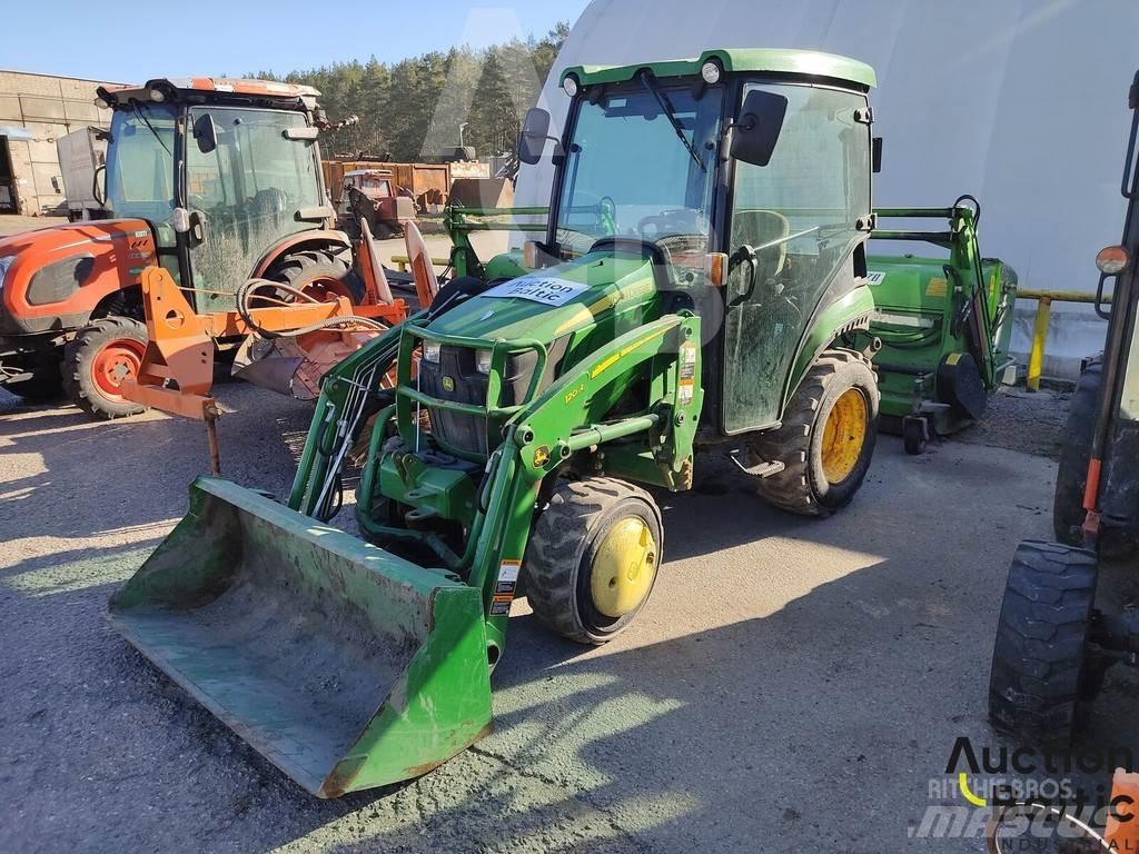 John Deere 2026R Tratores Agrícolas usados