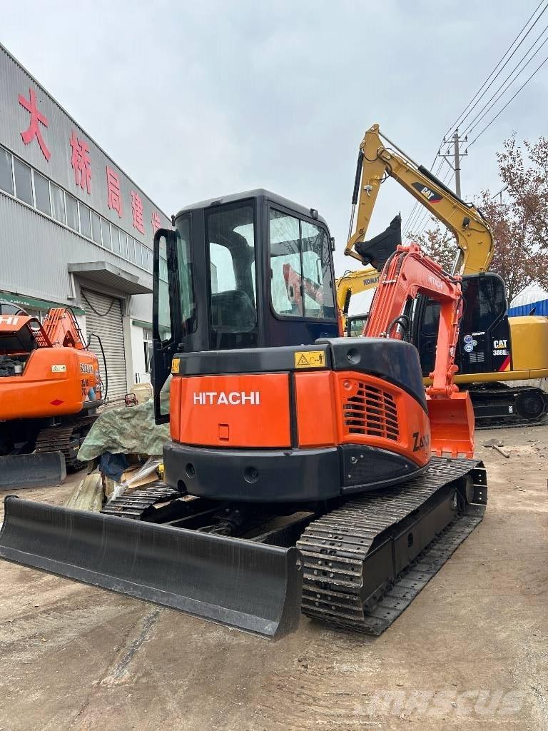 Hitachi ZX 50 U Mini Escavadoras <7t