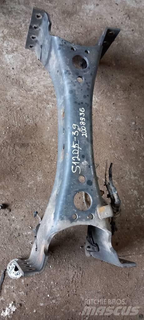 Scania R 440.  2008936 Chassis e suspensões