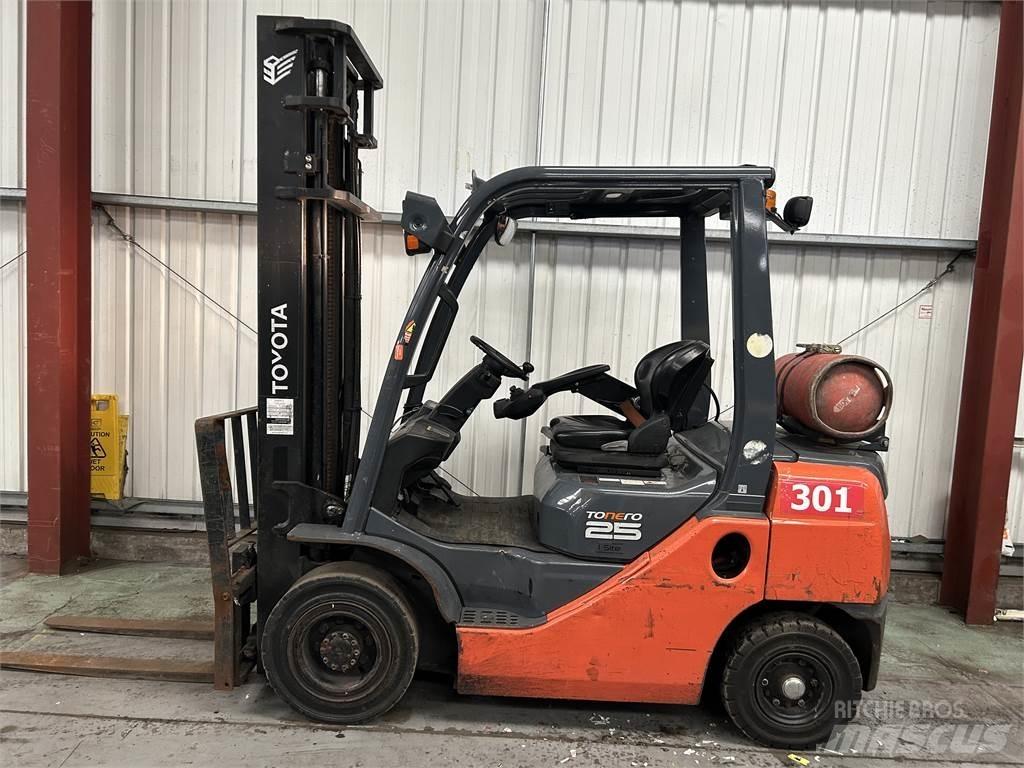 Toyota 02-8FGF25 Empilhadores a gás