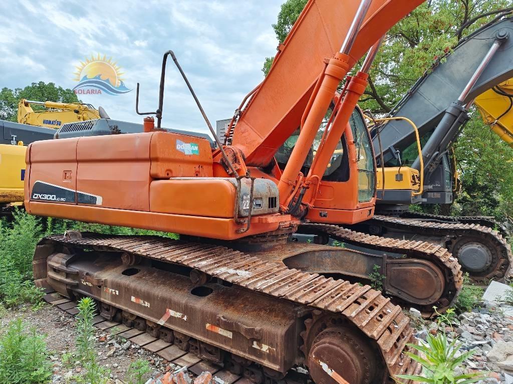 Doosan DX 300 LC Escavadoras de rastos