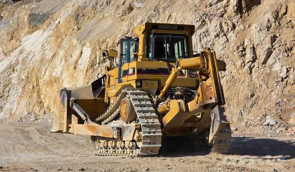 CAT D9R Dozers - Tratores rastos