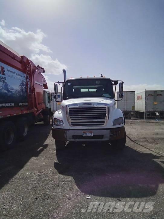 Freightliner M2 Camiões caixa desmontável com elevador de cabo