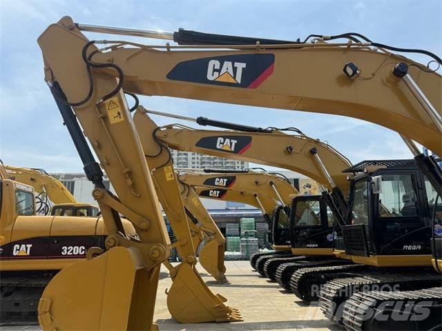 CAT 323 D L Escavadoras de rastos