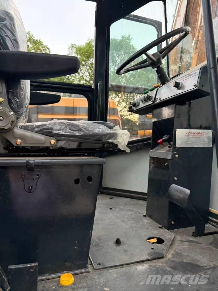 Dynapac CA 30 D Cilindros Compactadores monocilíndricos