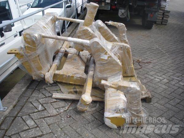 CAT 140M/160M Ripper Construção - Outros
