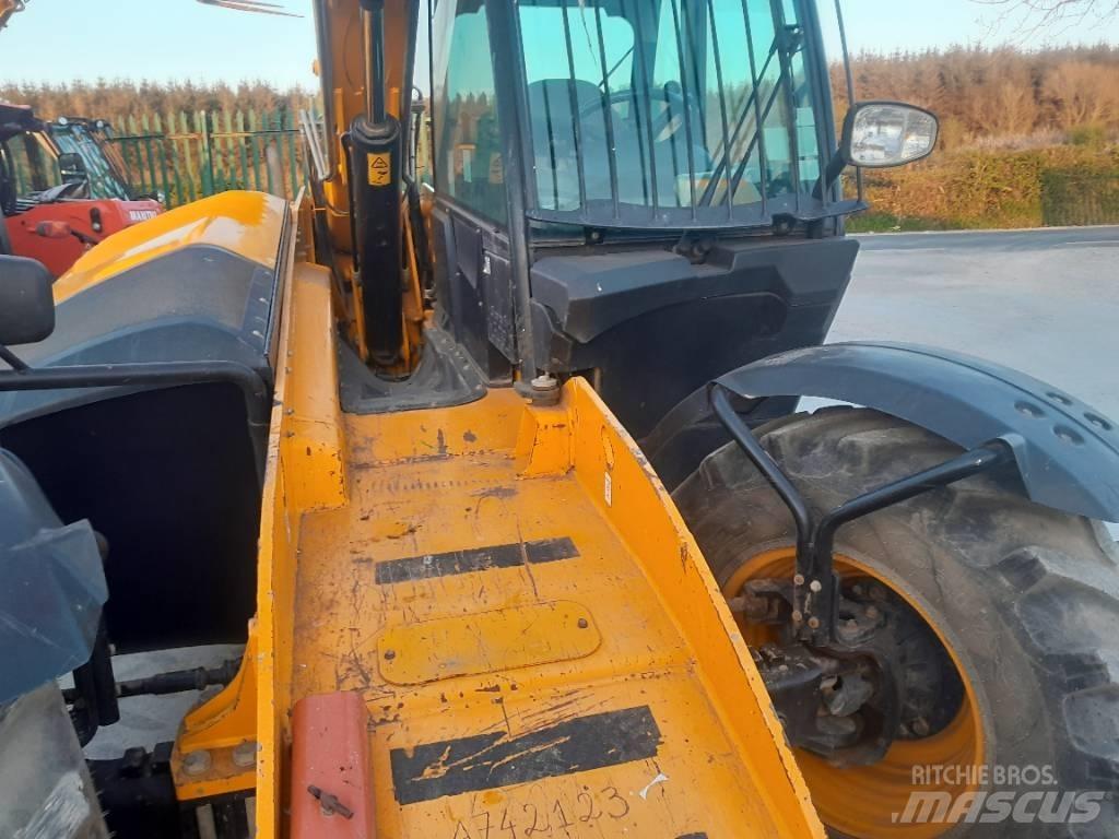 JCB 540-140 Manipuladores telescópicos