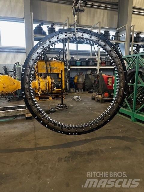CAT 312 E BEARING Chassis e suspensões