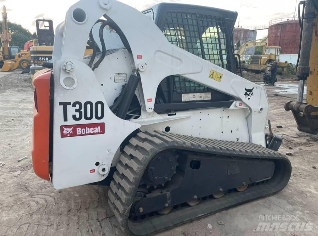 Bobcat T 300 Carregadoras de direcção deslizante