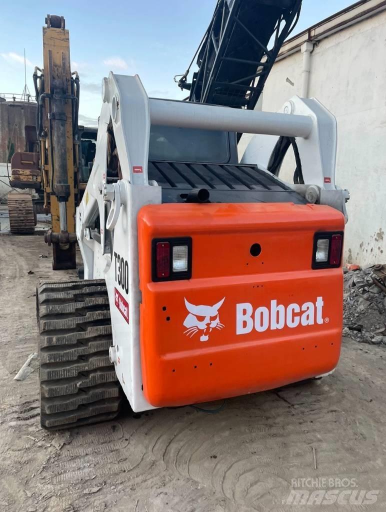 Bobcat T 300 Carregadoras de direcção deslizante
