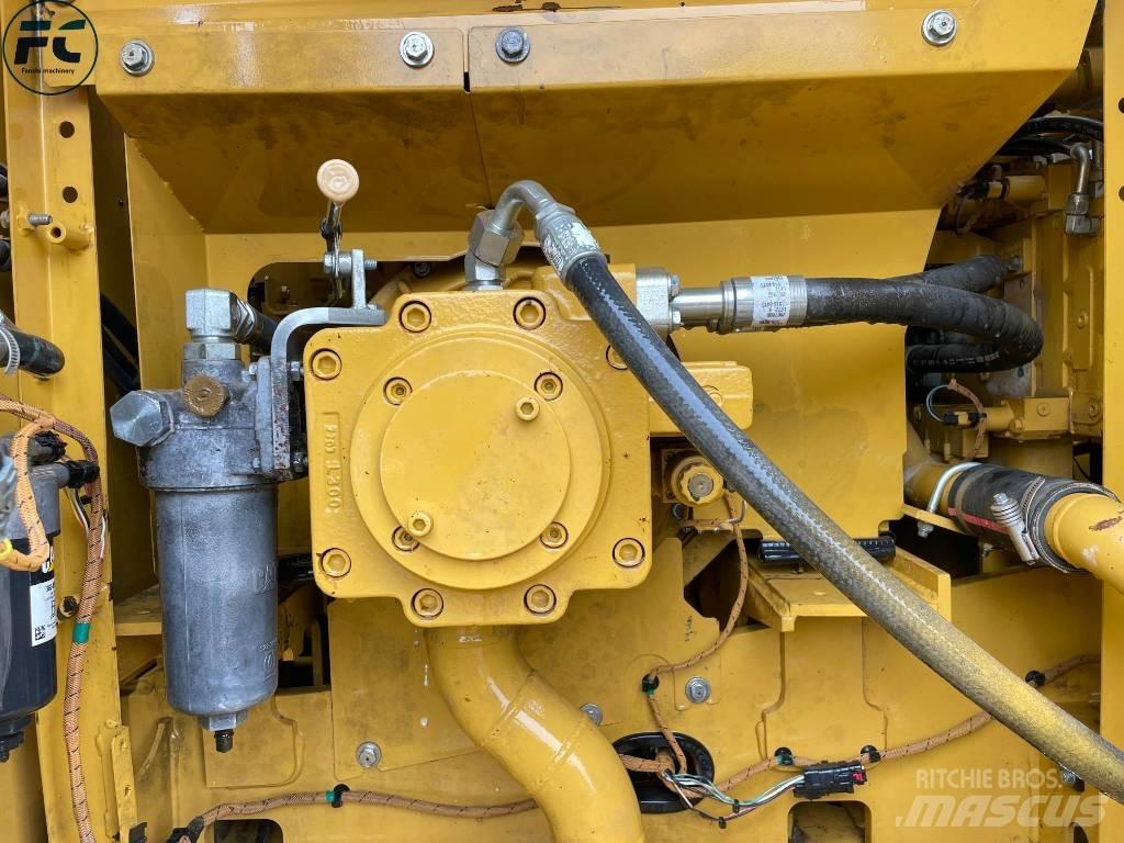 CAT 320 Escavadoras de rastos
