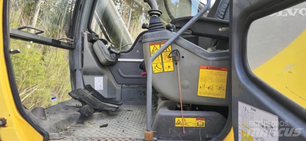 Volvo EC 240 LC Escavadoras de rastos