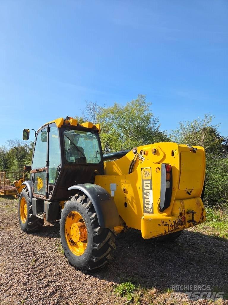 JCB 535-140 Manipuladores telescópicos