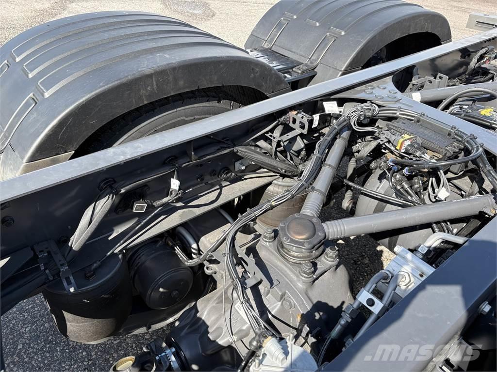 Volvo FH460 6x2 Camiões de chassis e cabine