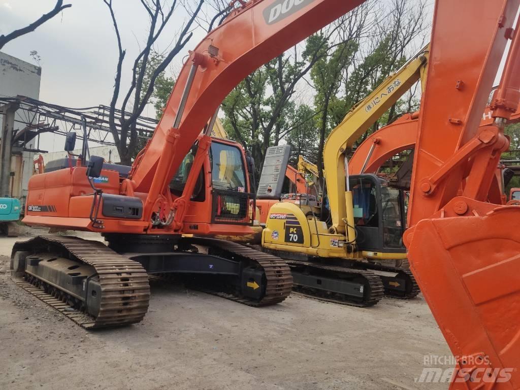 Doosan dx300 Escavadoras de rastos