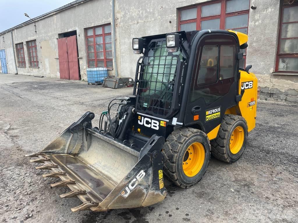 JCB 155 Carregadoras de direcção deslizante