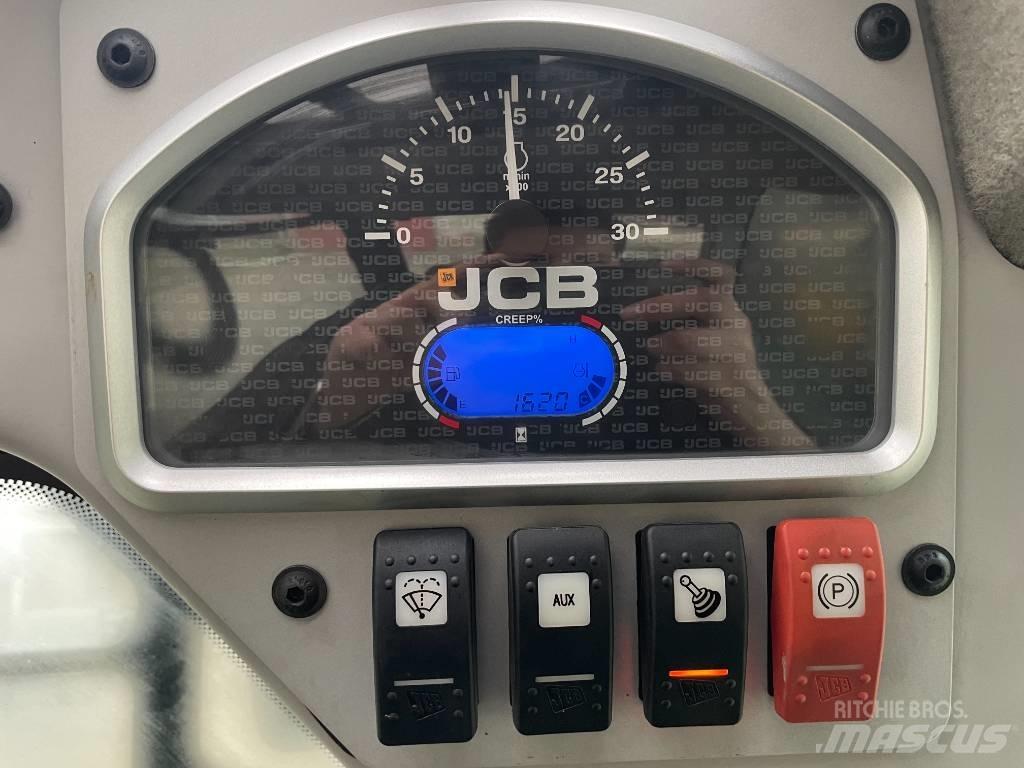 JCB 155 Carregadoras de direcção deslizante