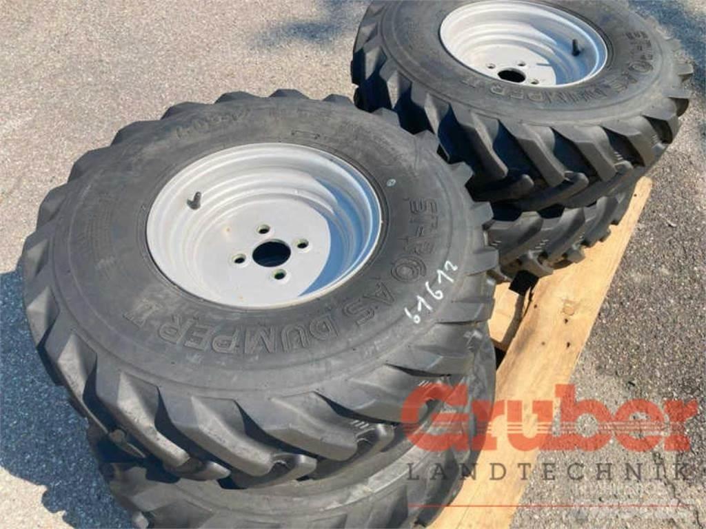 Striegel Bereifung Atrelados auto-carregadores