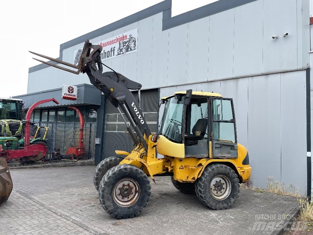 Volvo L 30 B Pás carregadoras de rodas