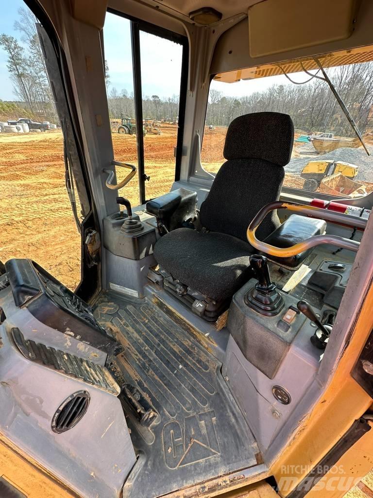 CAT D 5 G LGP Dozers - Tratores rastos