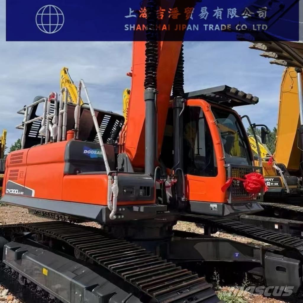 Doosan DX 300 Escavadoras de rastos