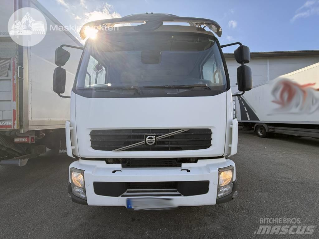 Volvo FL 240 Camiões de caixa fechada