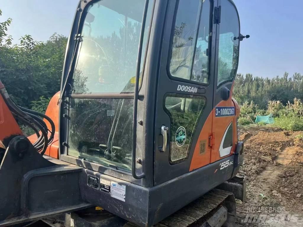 Doosan DX 55 Mini Escavadoras <7t