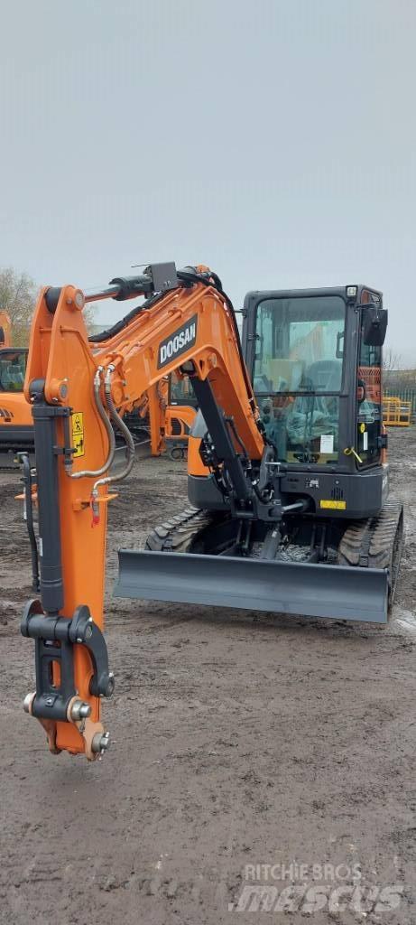 Doosan DX 50 Z Escavadoras de rastos