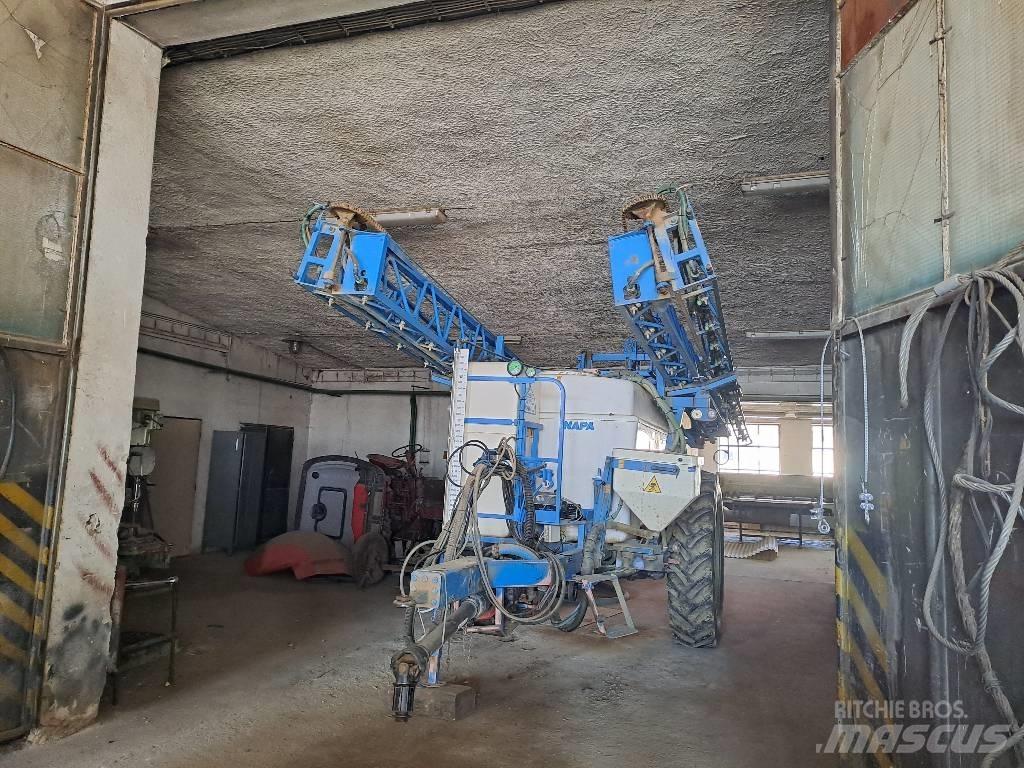 Agrio NAPA 24 Pulverizadores rebocados