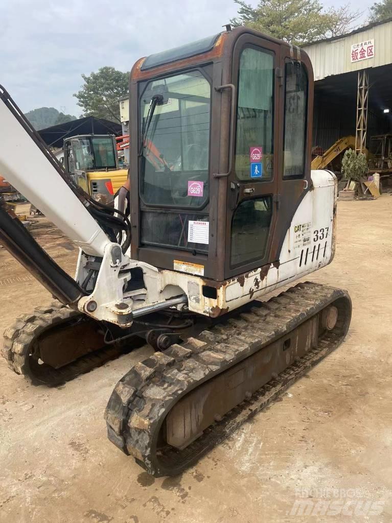 Bobcat 337 Mini Escavadoras <7t