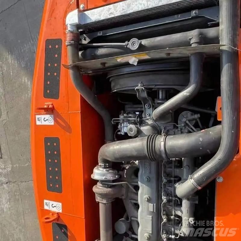 Hitachi ZX 200 Escavadoras de rastos