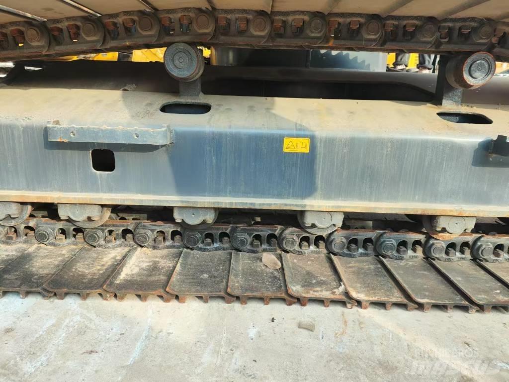 Kobelco SK200D Escavadoras de rastos