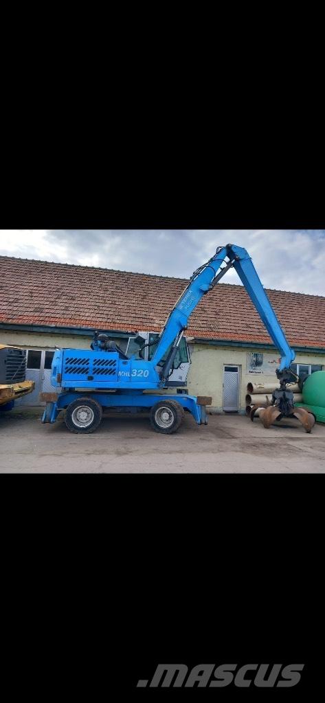 Fuchs MHL 320 Escavadoras de rodas