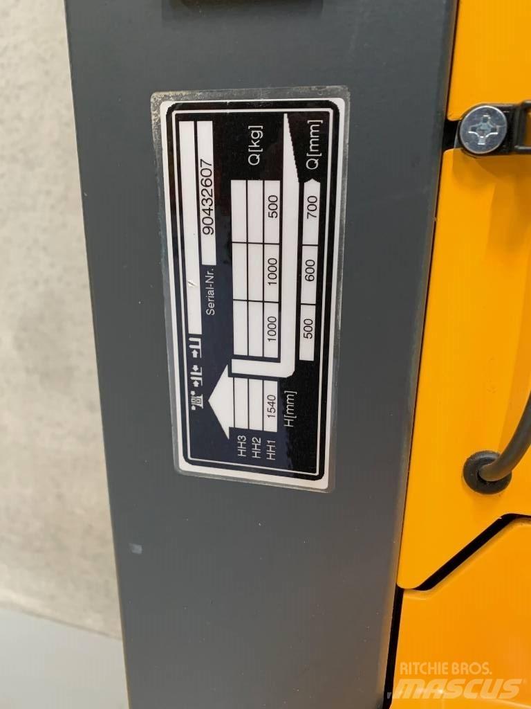 Jungheinrich EMC 110 Empilhador para operador externo