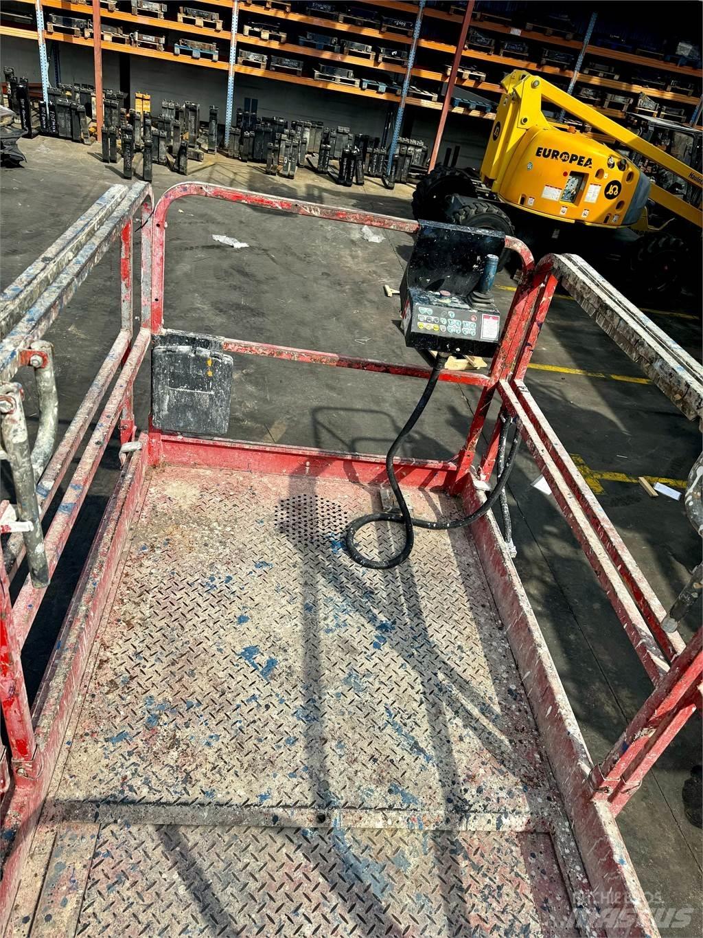 Haulotte C12DX Elevadores de tesoura