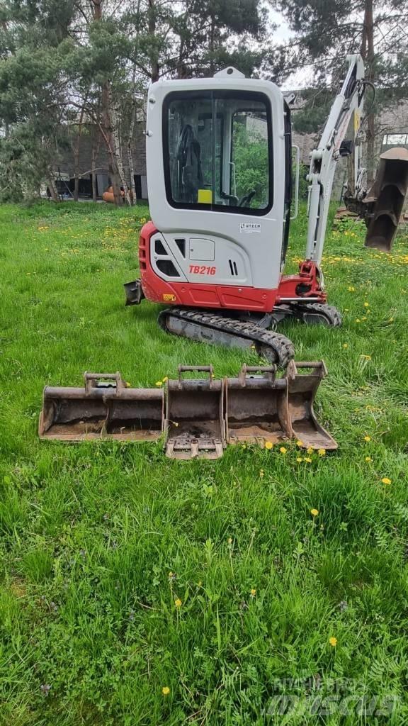 Takeuchi TB216 V4 Mini Escavadoras <7t