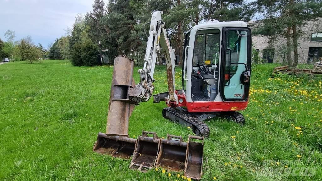 Takeuchi TB216 V4 Mini Escavadoras <7t