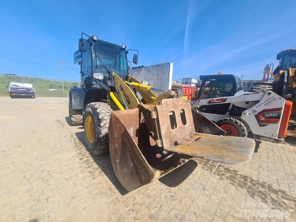 Komatsu WA 100 M Pás carregadoras de rodas