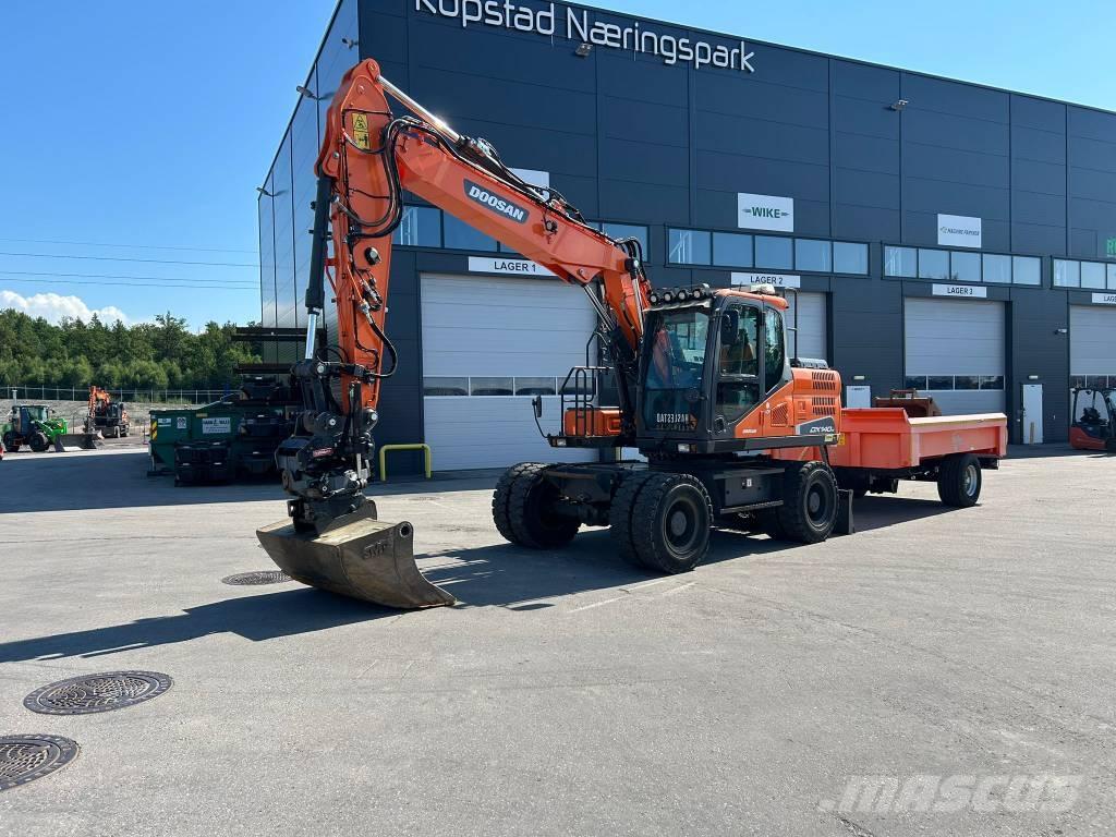 Doosan DX 140 W-5 Escavadoras de rodas