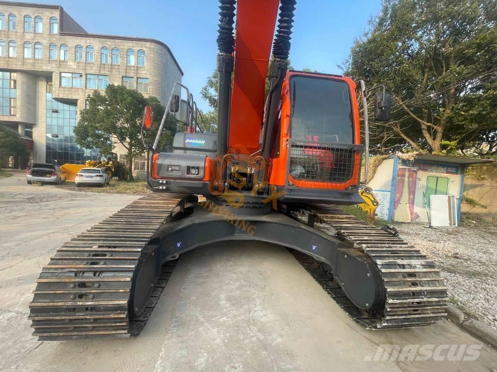 Doosan DX300LC-9C Escavadoras de rastos