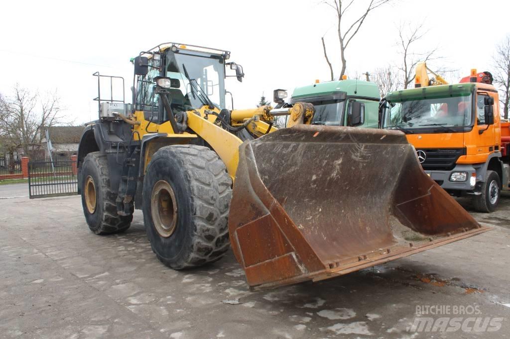 Komatsu WA 470-7 Pás carregadoras de rodas