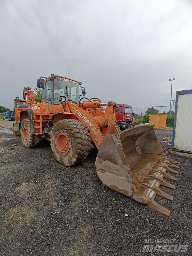 Doosan DL 350 Pás carregadoras de rodas