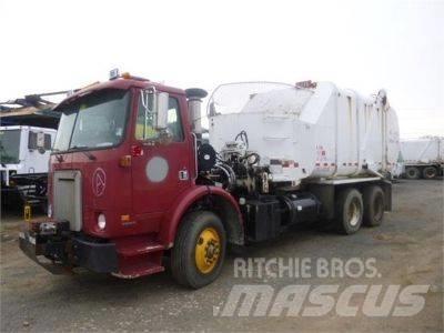 Volvo WX64 Camiões de lixo