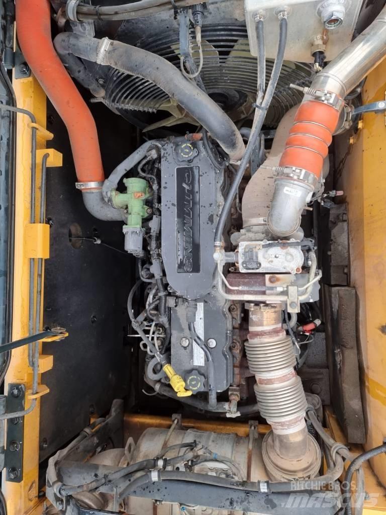 Hyundai HX 300 L Escavadoras de rastos