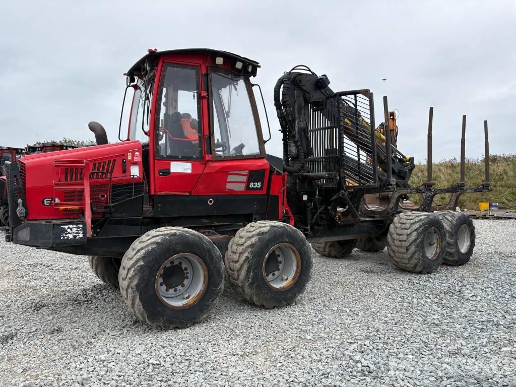 Komatsu 835 Forwarders florestais