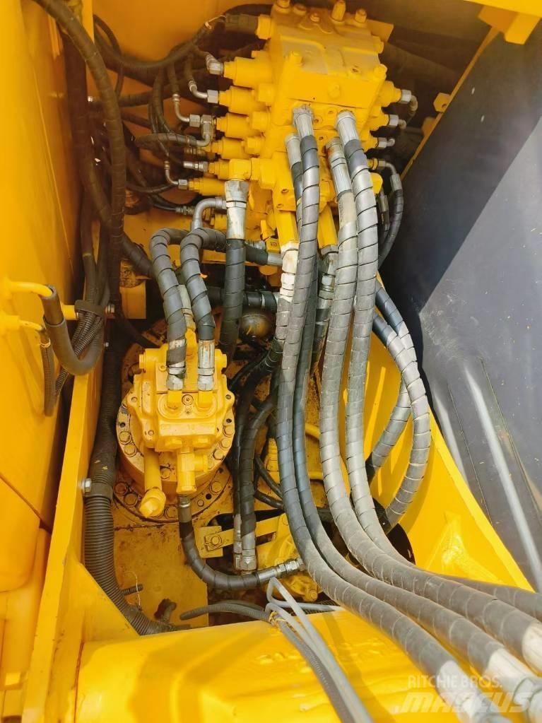 Komatsu PC 130-7 Escavadoras de rastos