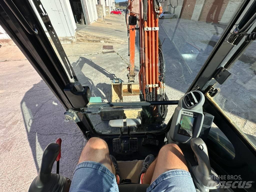 Hitachi ZX 33 U-6 Mini Escavadoras <7t