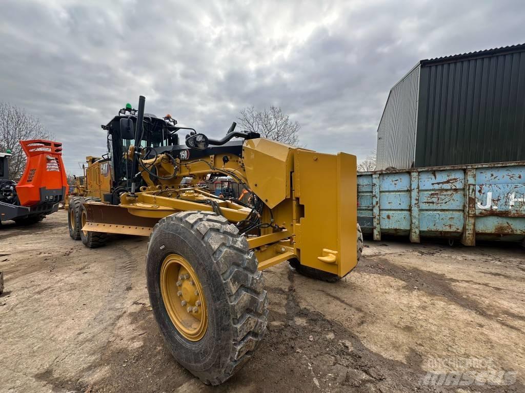 CAT 150 Motoniveladoras