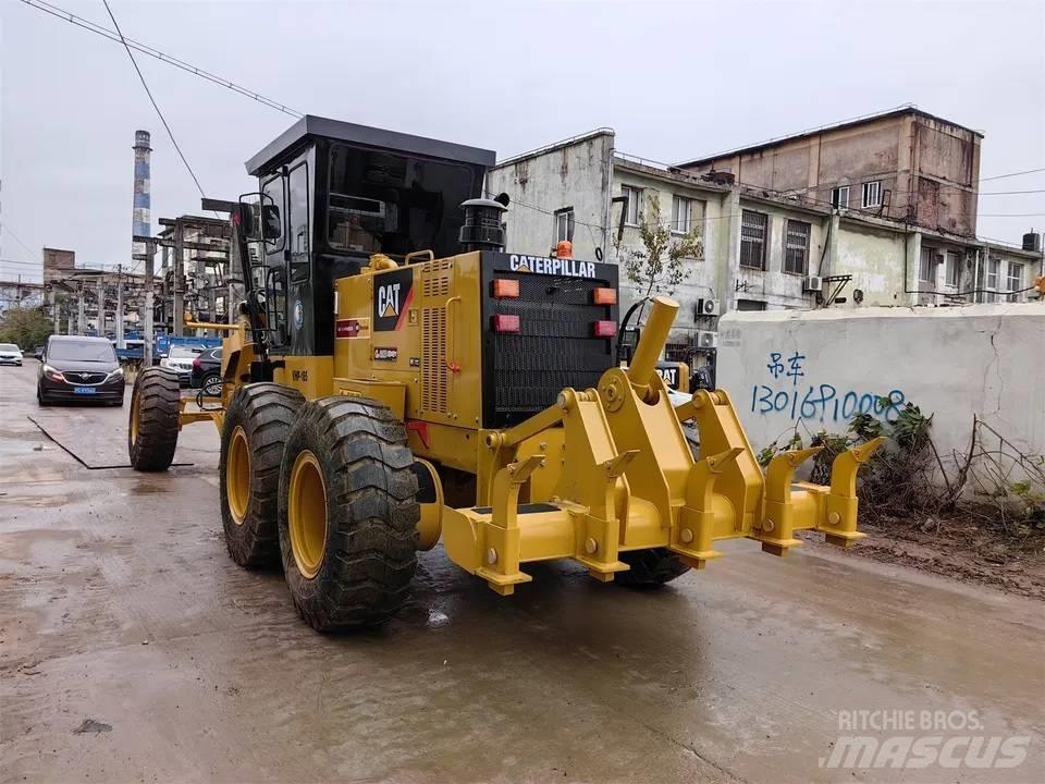 CAT 140K Motoniveladoras