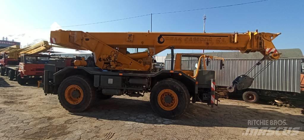 Liebherr 1030 Gruas Fora-de-estrada